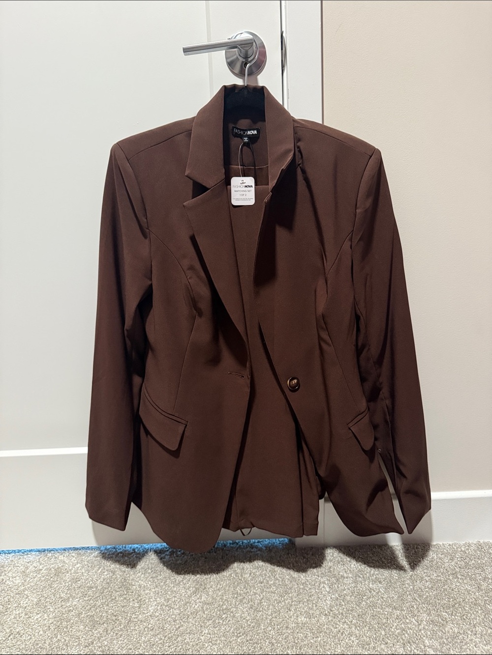 Fashion Nova Women's Brown Single-Button Blazer set with pants.